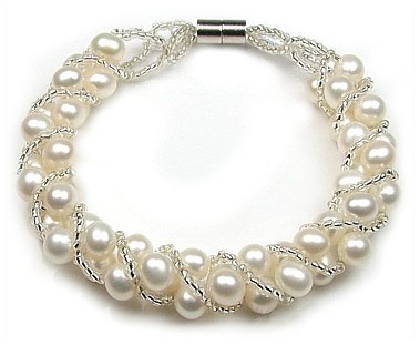 Pearl & Crystal Twister Bracelet
