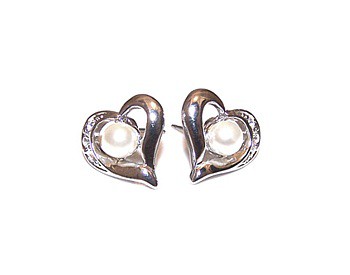 Crystal Pearlheart Earrings